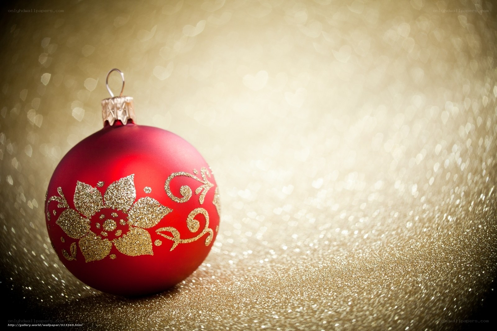 Red ornament on gold background