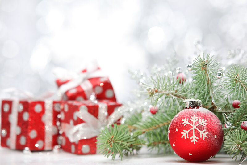 Red Ornament on Pine Branch — Festive, Winter
