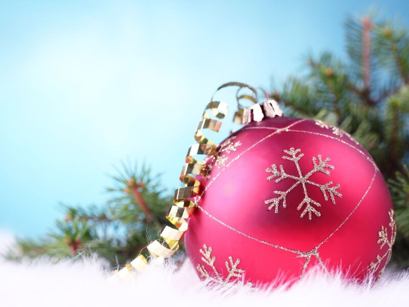 Red Ornament on Pine — Festive, Winter