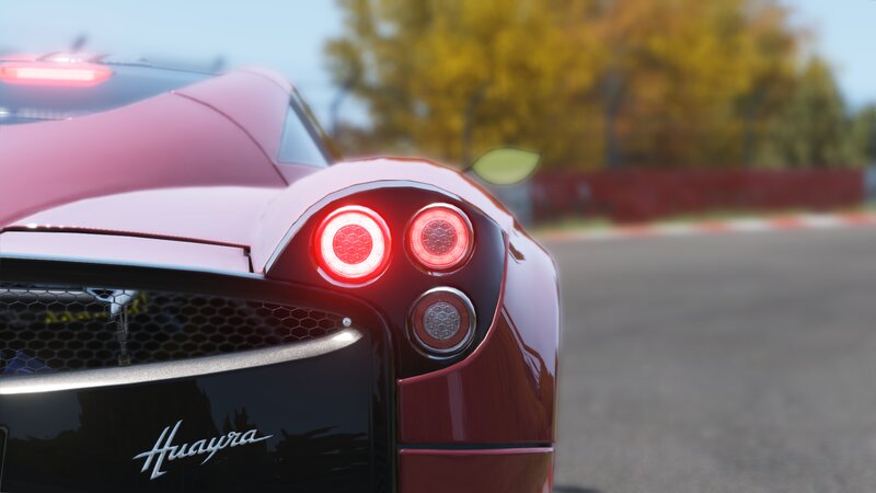 Red Pagani Huayra — Calm