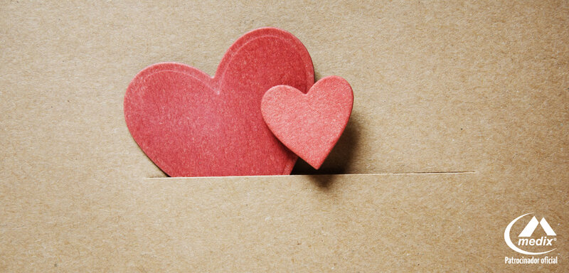 Red Paper Hearts — Brown