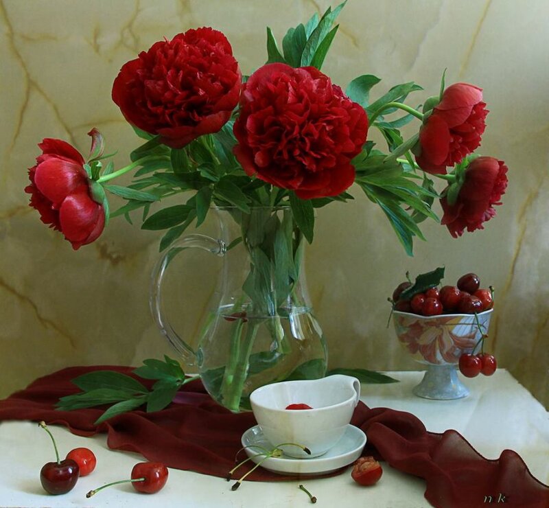 Red Peonies in Vase — Serene