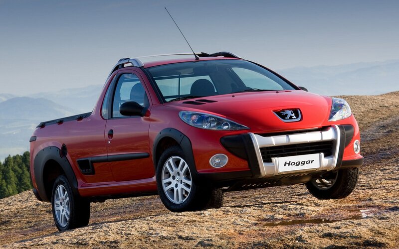 Red Peugeot Hoggar pickup truck
