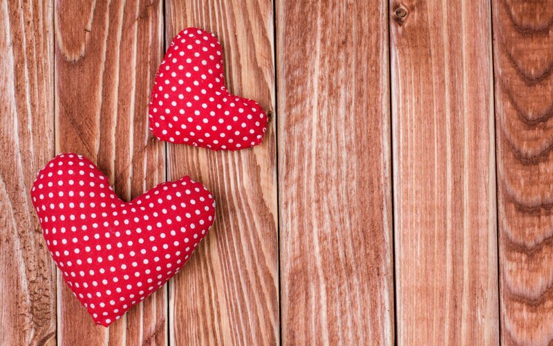 Red Polka Dot Hearts — Calm
