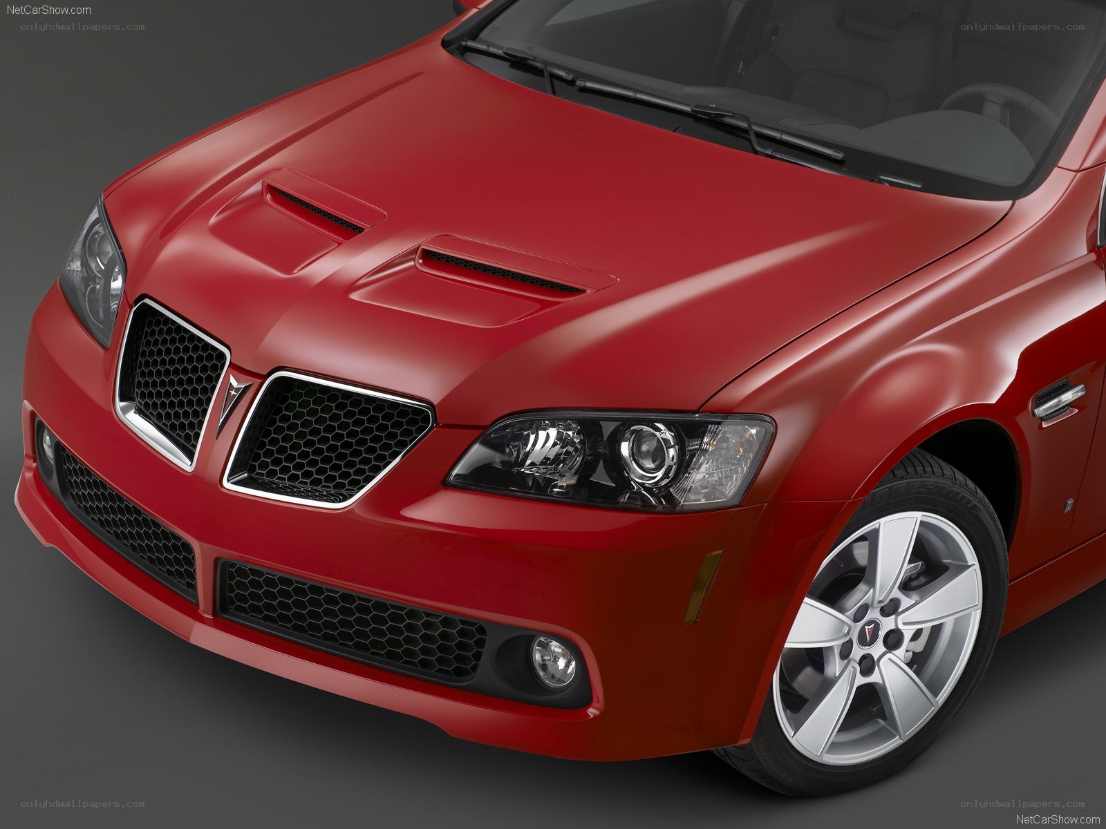 red pontiac g8 gt front view