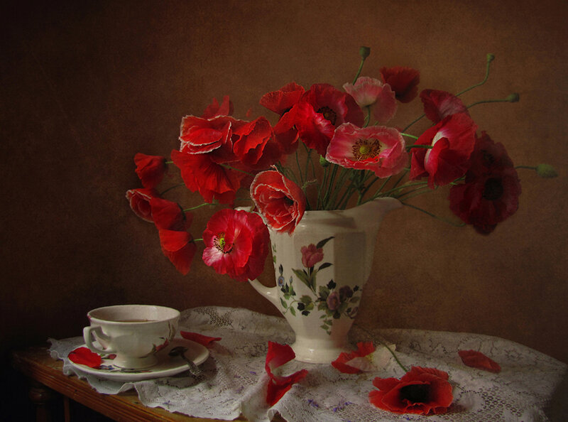 Red Poppies in Vase — Dramatic