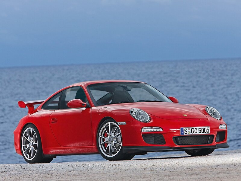 Red Porsche 911 GT3