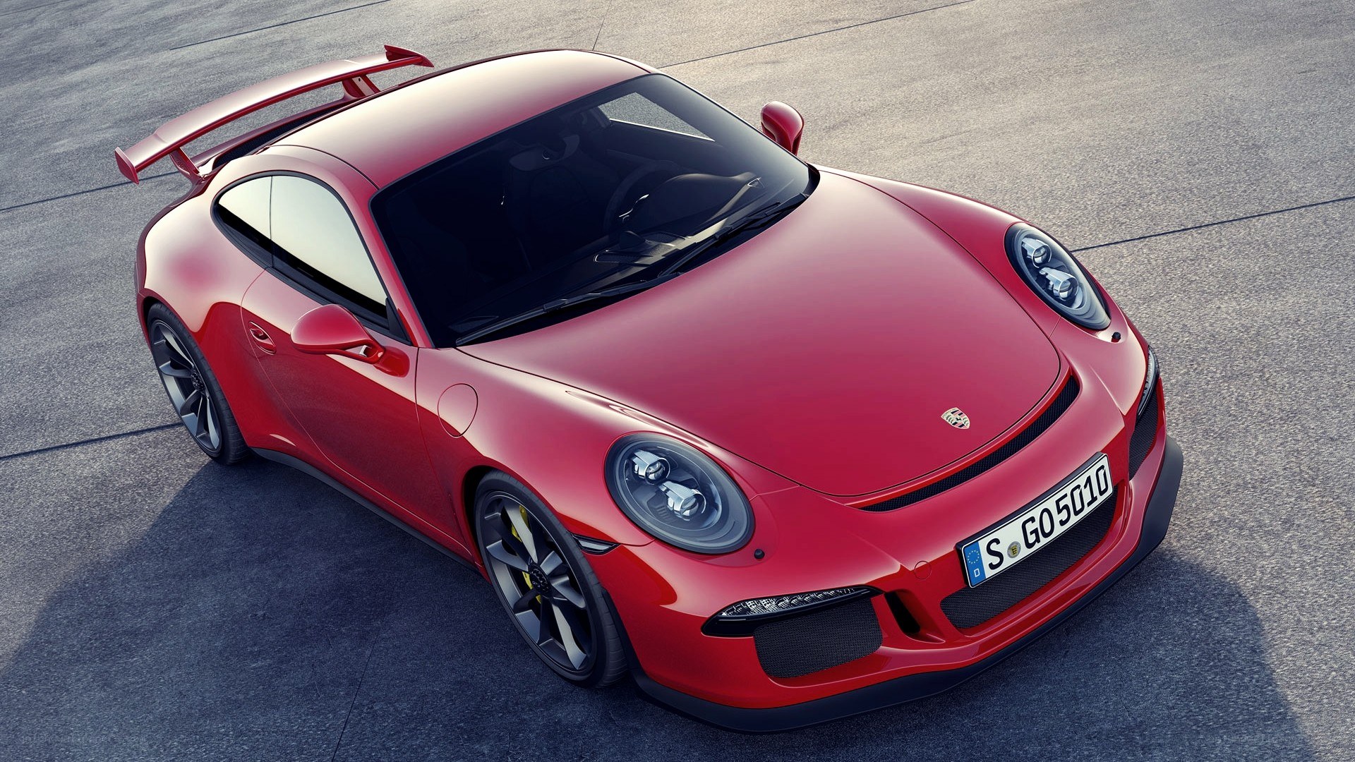 Red Porsche 911 GT3