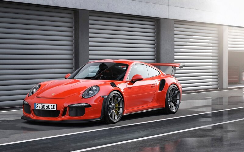 Red Porsche 911 Gt3 Rs — Dramatic, Afternoon