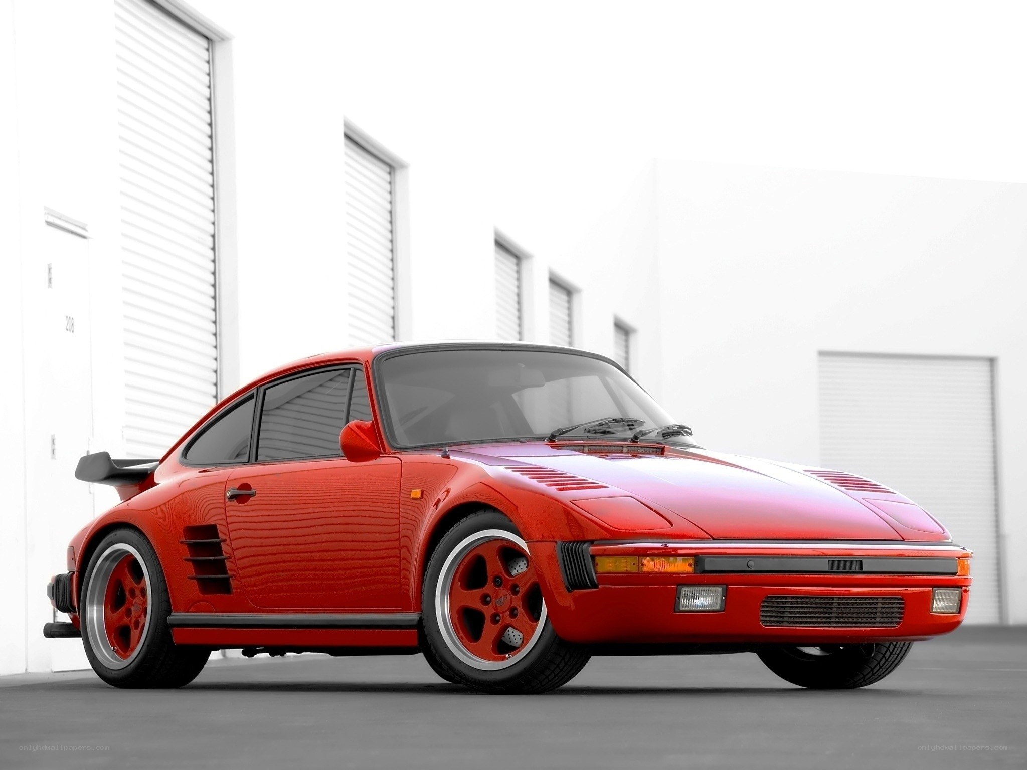 Red Porsche 930 Turbo