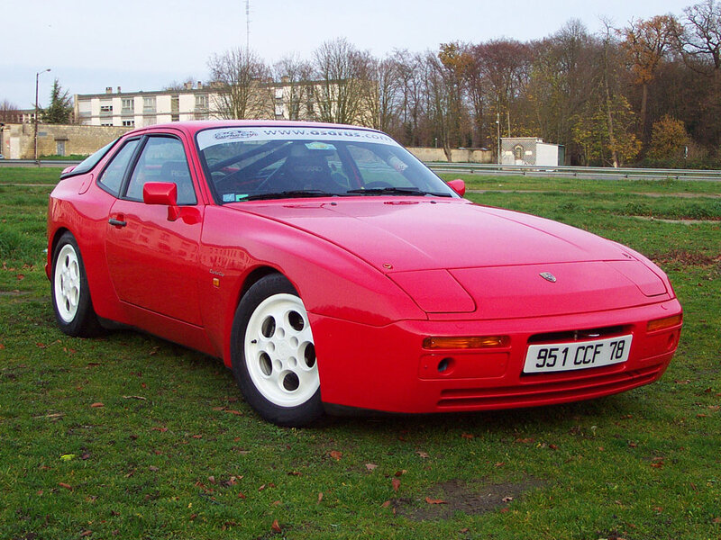 Red Porsche 944 Car — Calm