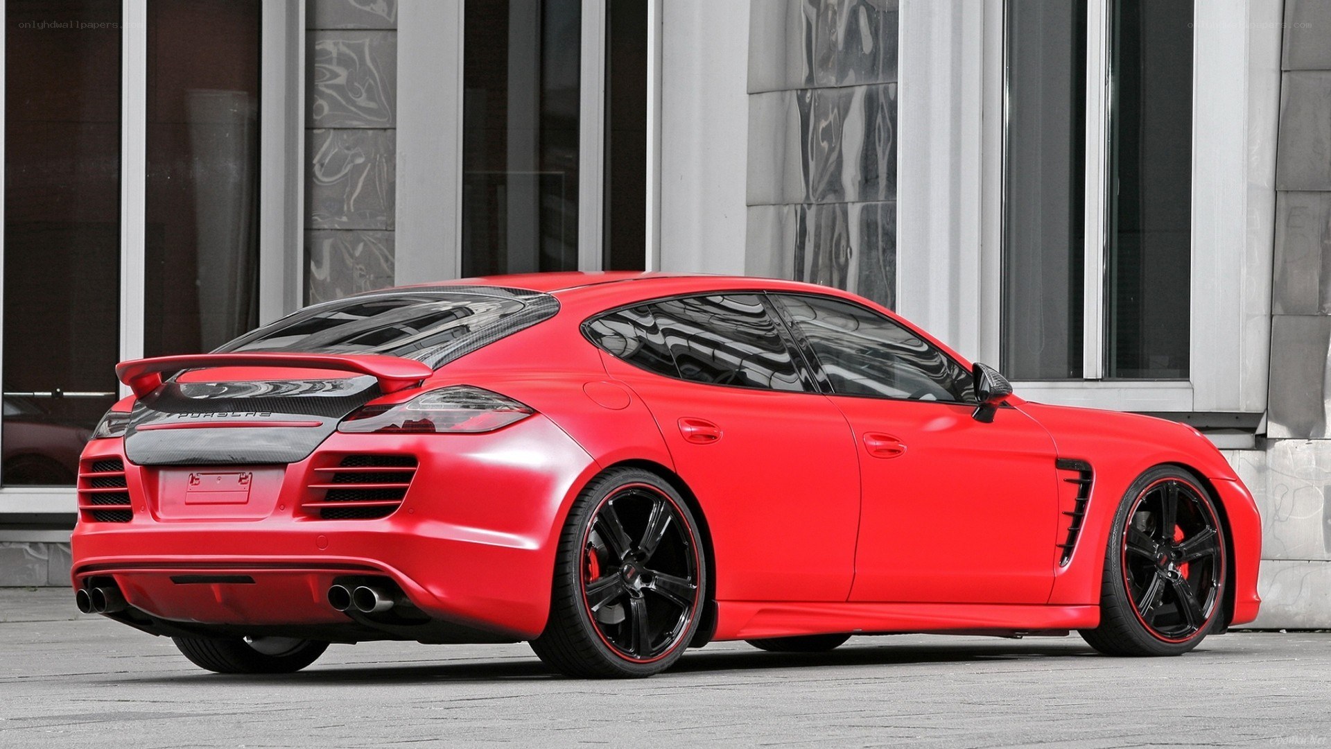 red porsche panamera