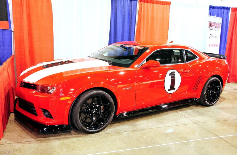 Red Race Car — Showroom, Photograph