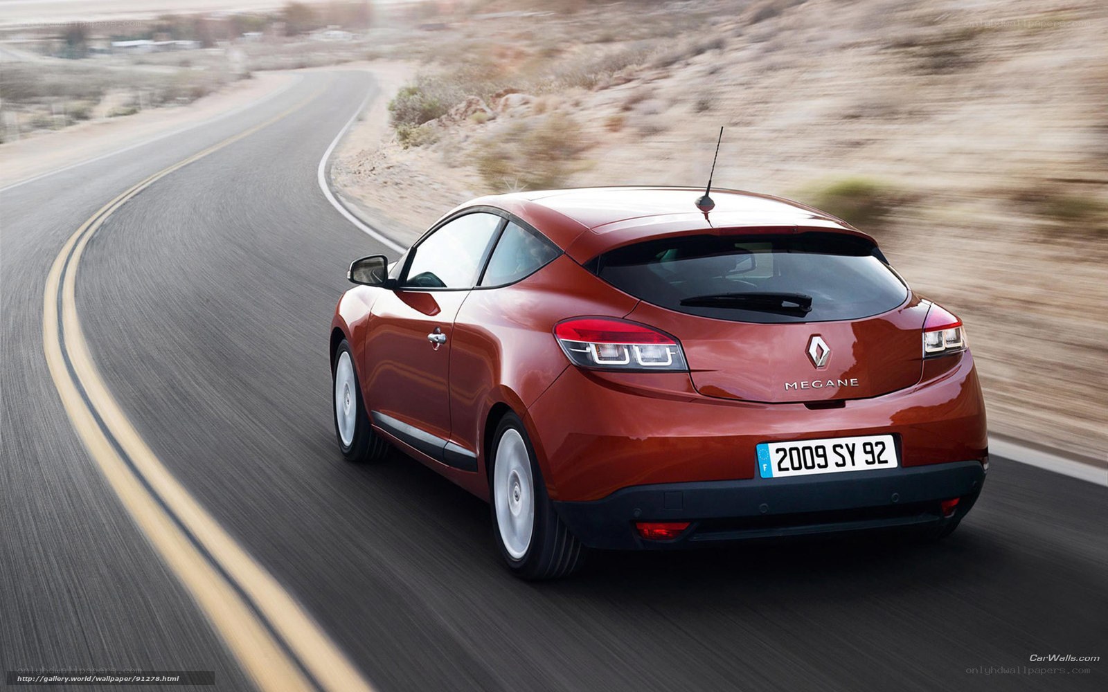 Red Renault Mégane in motion