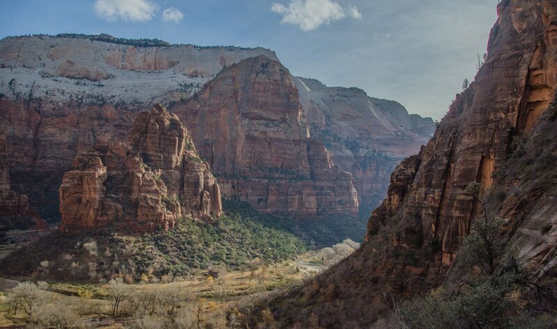 Red Rock Canyon Landscape — Brown, Serene