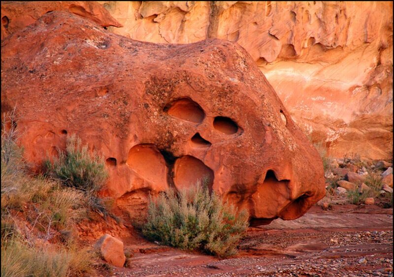 Red Rock Formation — Arid