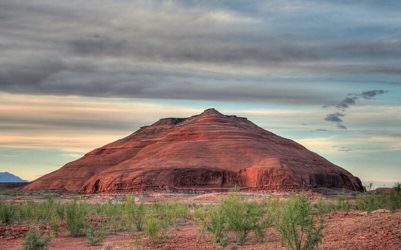 Red rock formation in desert