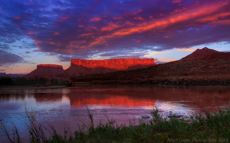 Red Rock Formations at Sunset — Dramatic