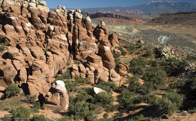 Red Rock Formations — Brown, Arid, Afternoon, Photograph, Mountains