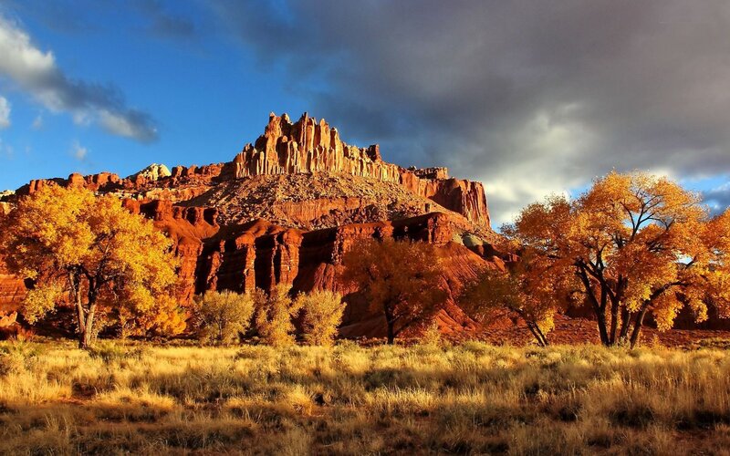Red Rock Formations — Dramatic, Autumn, Photograph