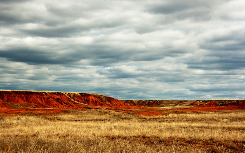 Red Rock Formations — Dramatic, Photograph, Grassland
