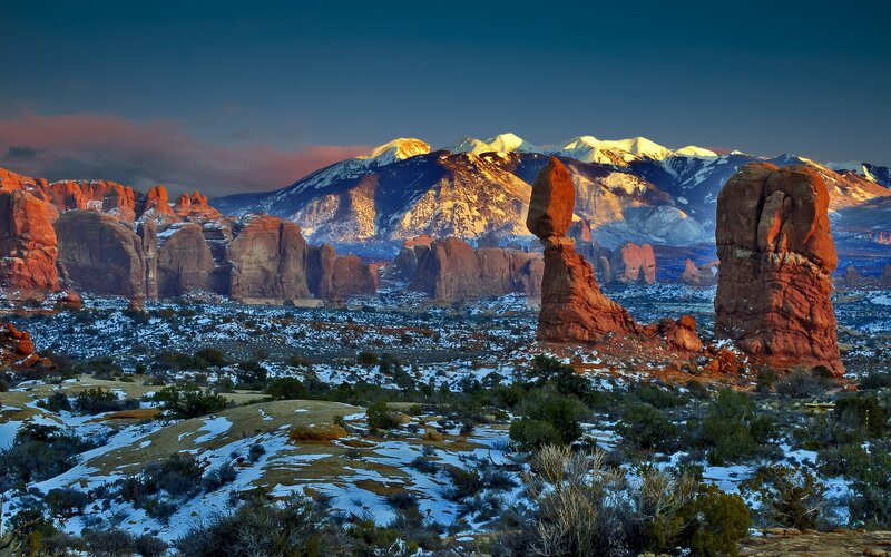 Red Rock Formations — Dramatic, Winter, Photograph, Snow