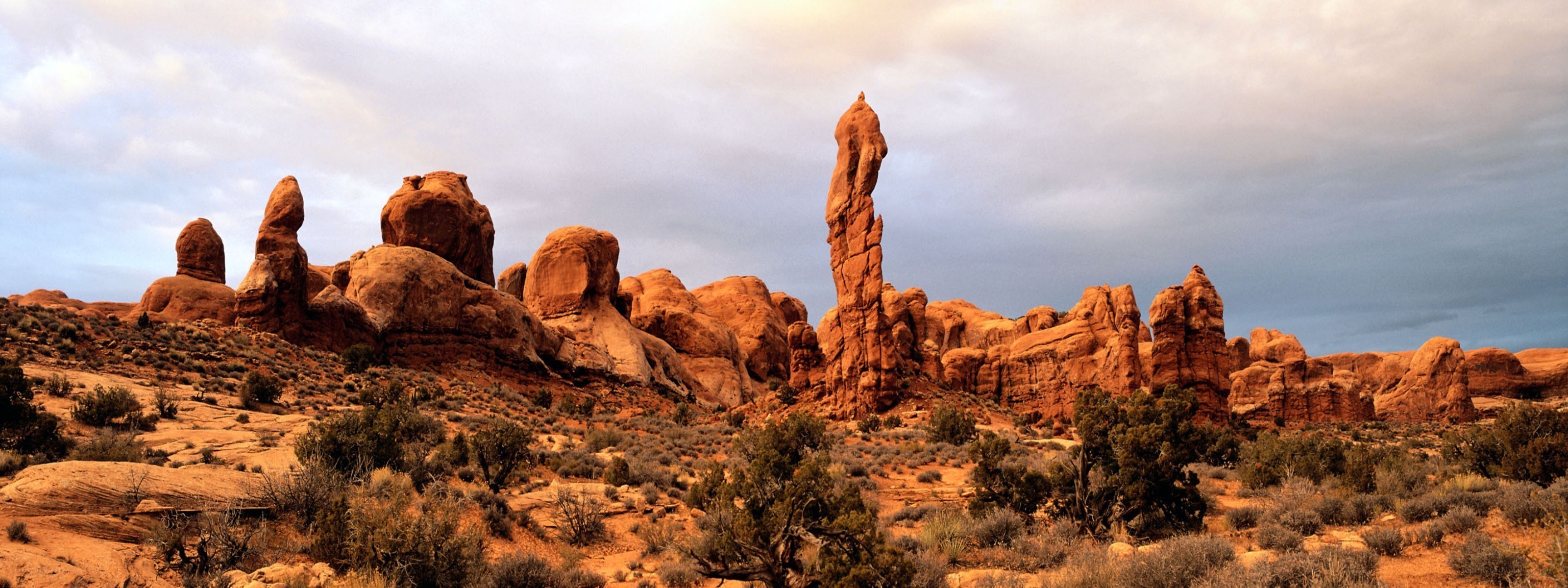 Red rock formations in desert