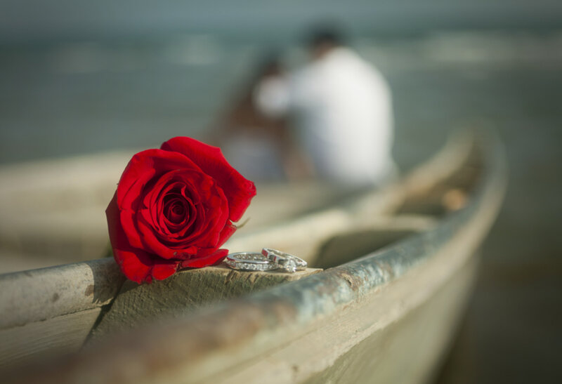 Red Rose and Rings — Romantic