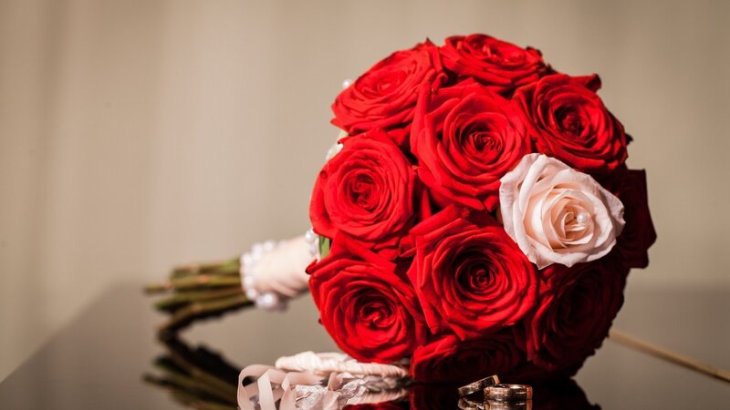 Red Rose Bouquet — Romantic, Photograph, White Rose