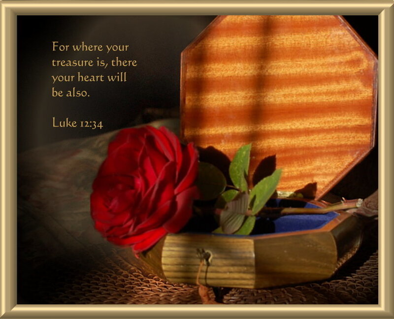 Red Rose in Wooden Box