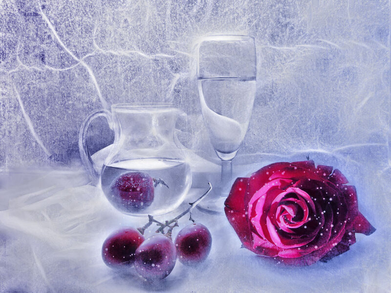 Red Rose with Grapes