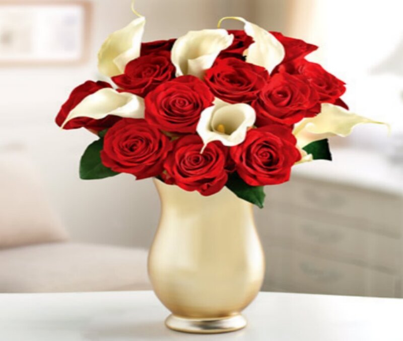red roses and calla lilies bouquet