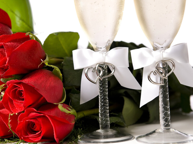 Red Roses and Champagne Glasses — Romantic