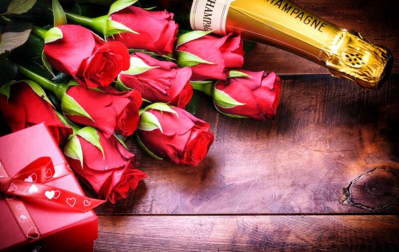 Red Roses and Champagne — Romantic, Photograph, Gift Box, Champagne Bottle