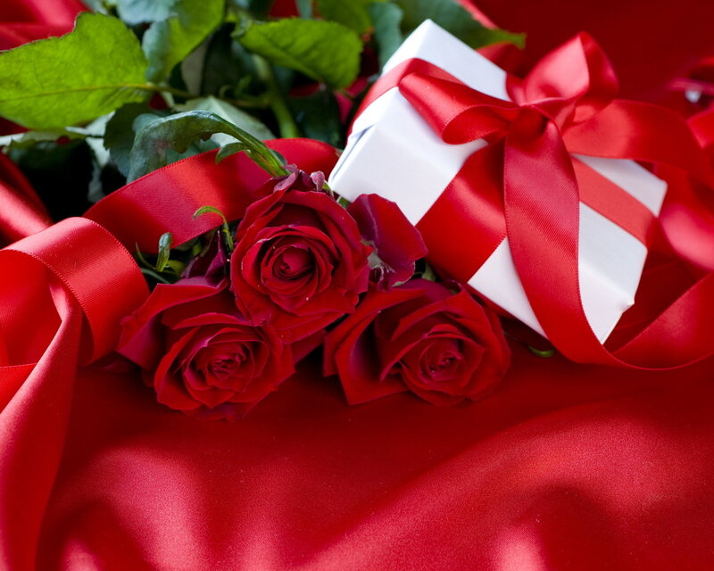 Red Roses and Gift Box — Romantic, Photograph, Gift Box, Ribbon, Silk