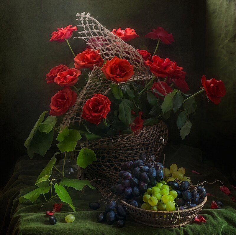 Red Roses and Grapes — Dramatic
