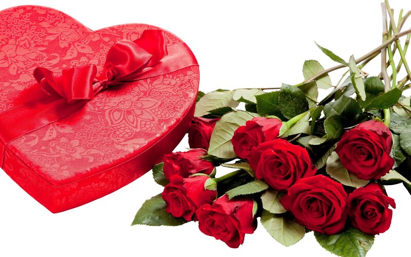 Red Roses and Heart Box — Romantic, Photograph, Heart-shaped Box