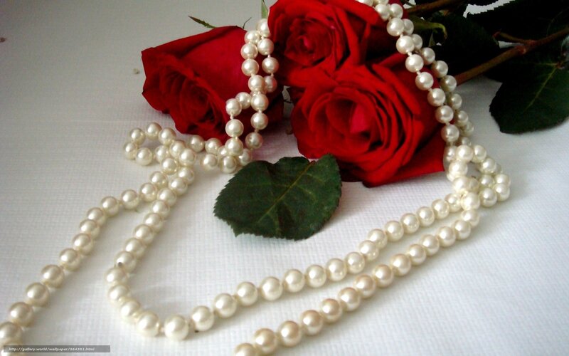 Red Roses and Pearls — White