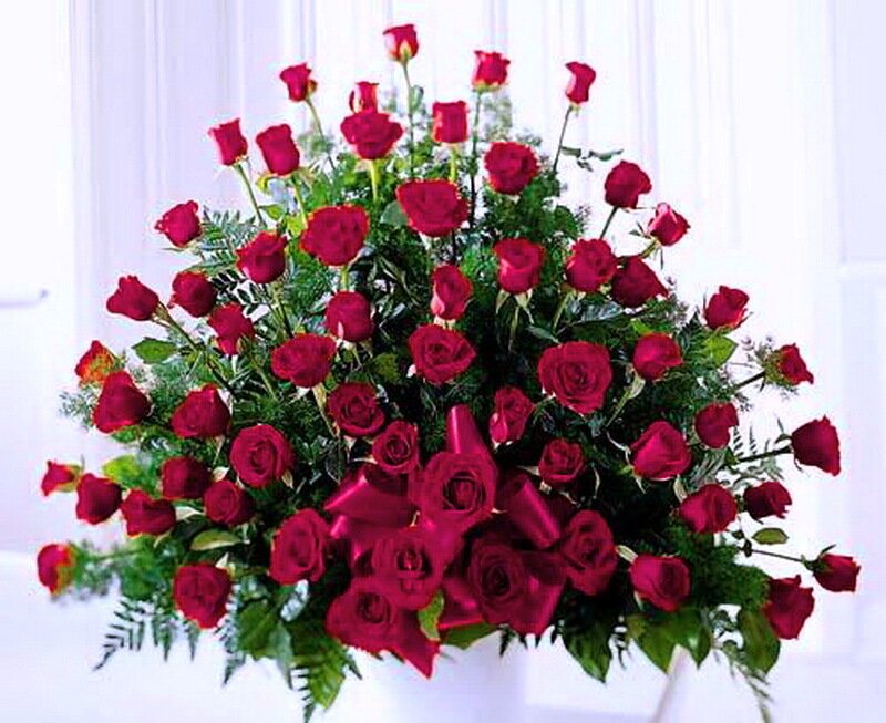 Red Roses in a Bouquet — Calm, Photograph, Green Leaves