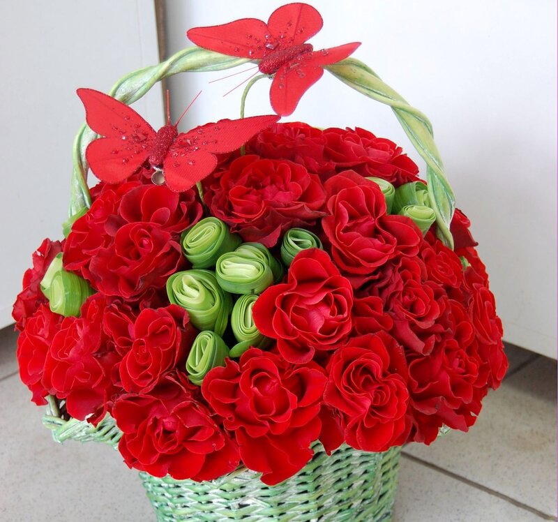 Red Roses in Basket — Festive, Photograph