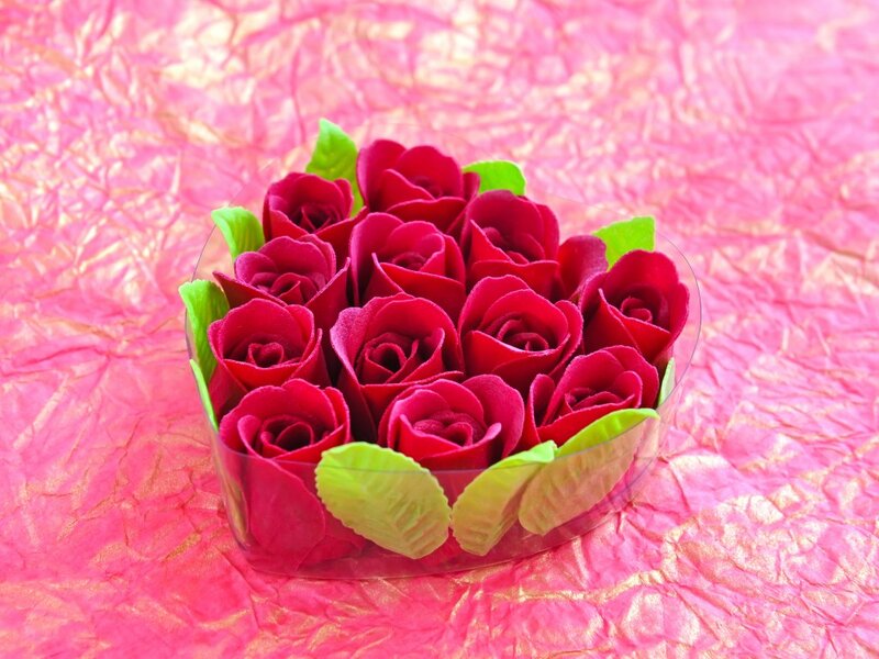Red Roses in Heart Container — Pink