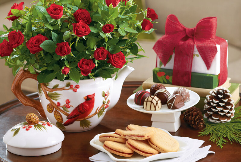 Red Roses in Teapot