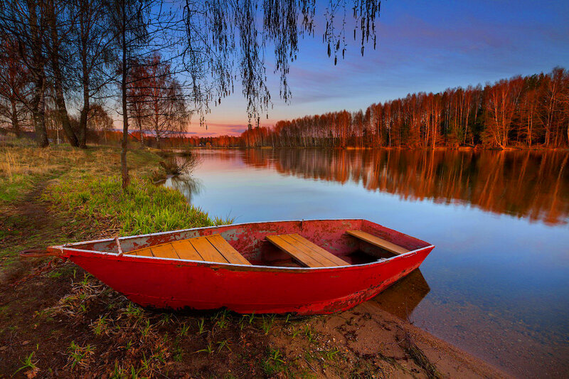 Red Rowboat on Shore — Serene