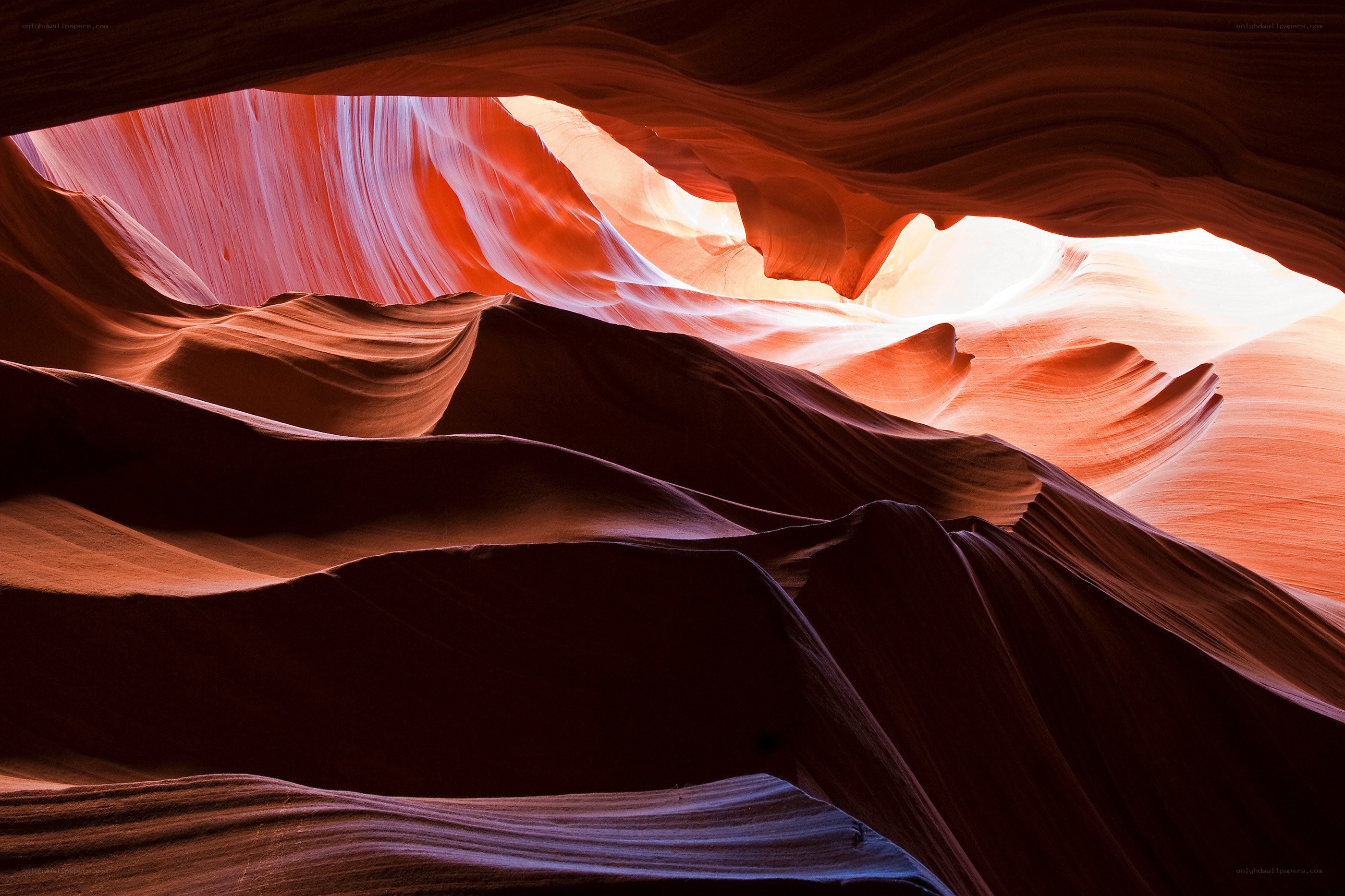 Red sandstone canyon walls