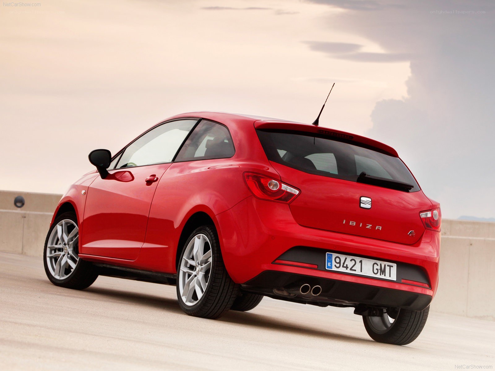 Red SEAT Ibiza GTI