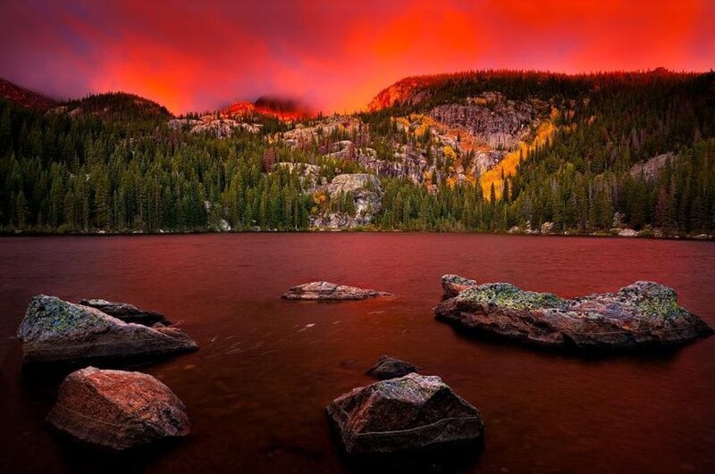 Red Sky over Lake — Dramatic