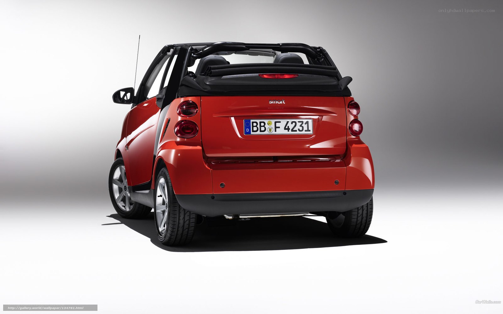 Red smart fortwo cabriolet