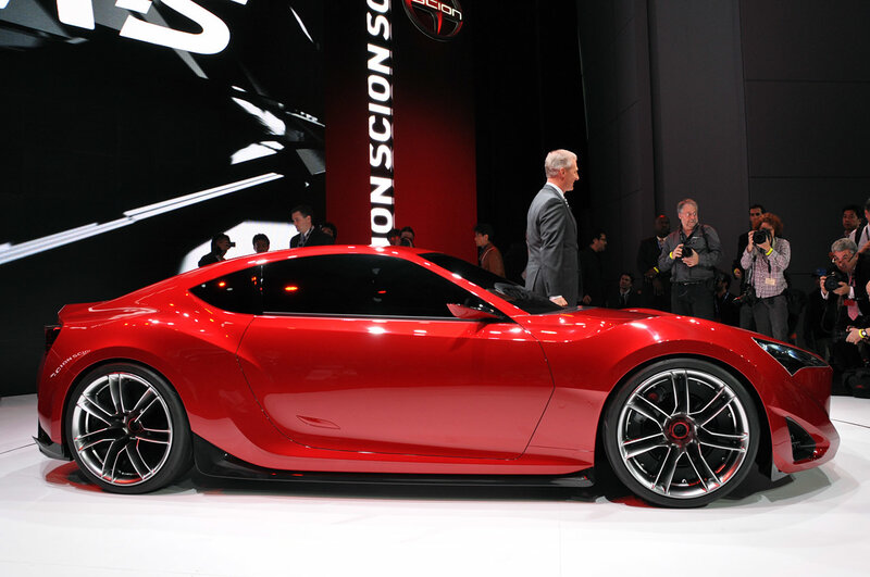 Red Sports Car — Dramatic, Photograph, People, Photographers