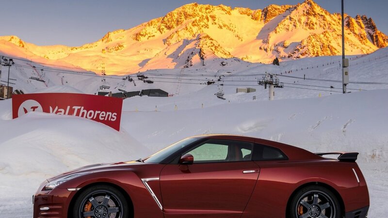 Red Sports Car in Snow — Dramatic, Sunset