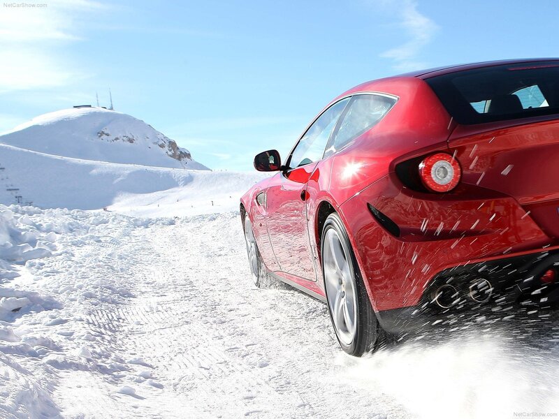 Red Sports Car in Snow — Dynamic